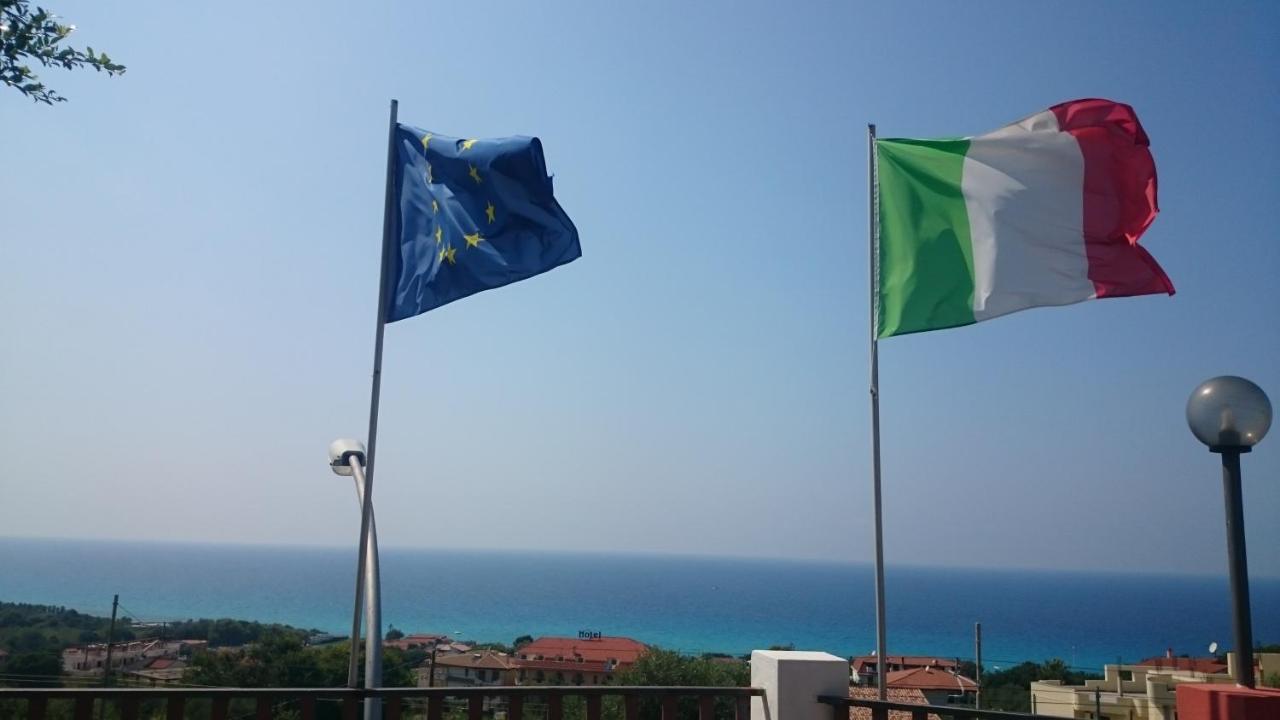 San Carlo - Terrazzo Sul Mare Con Ristorante E Pizzeria Bed & Breakfast Zambrone Luaran gambar